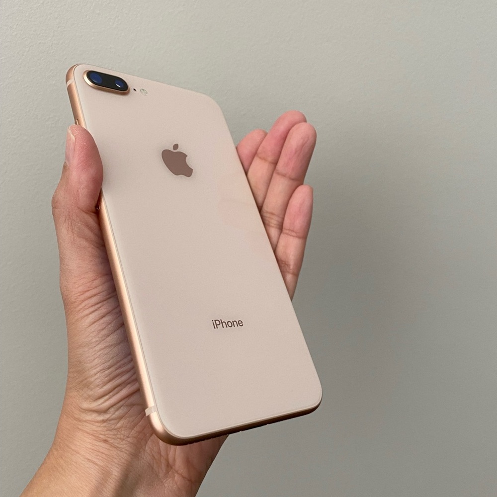 Apple iPhone 8 plus
